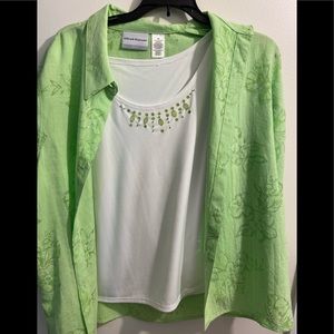 New!  Fits like size 10P.  Alfred Dunner. 2 piece set!!